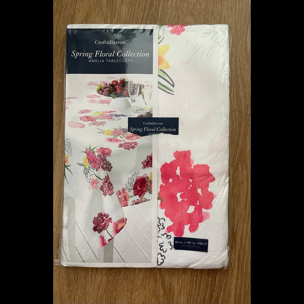 Spring Floral Collection Amelia Oblong Tablecloth